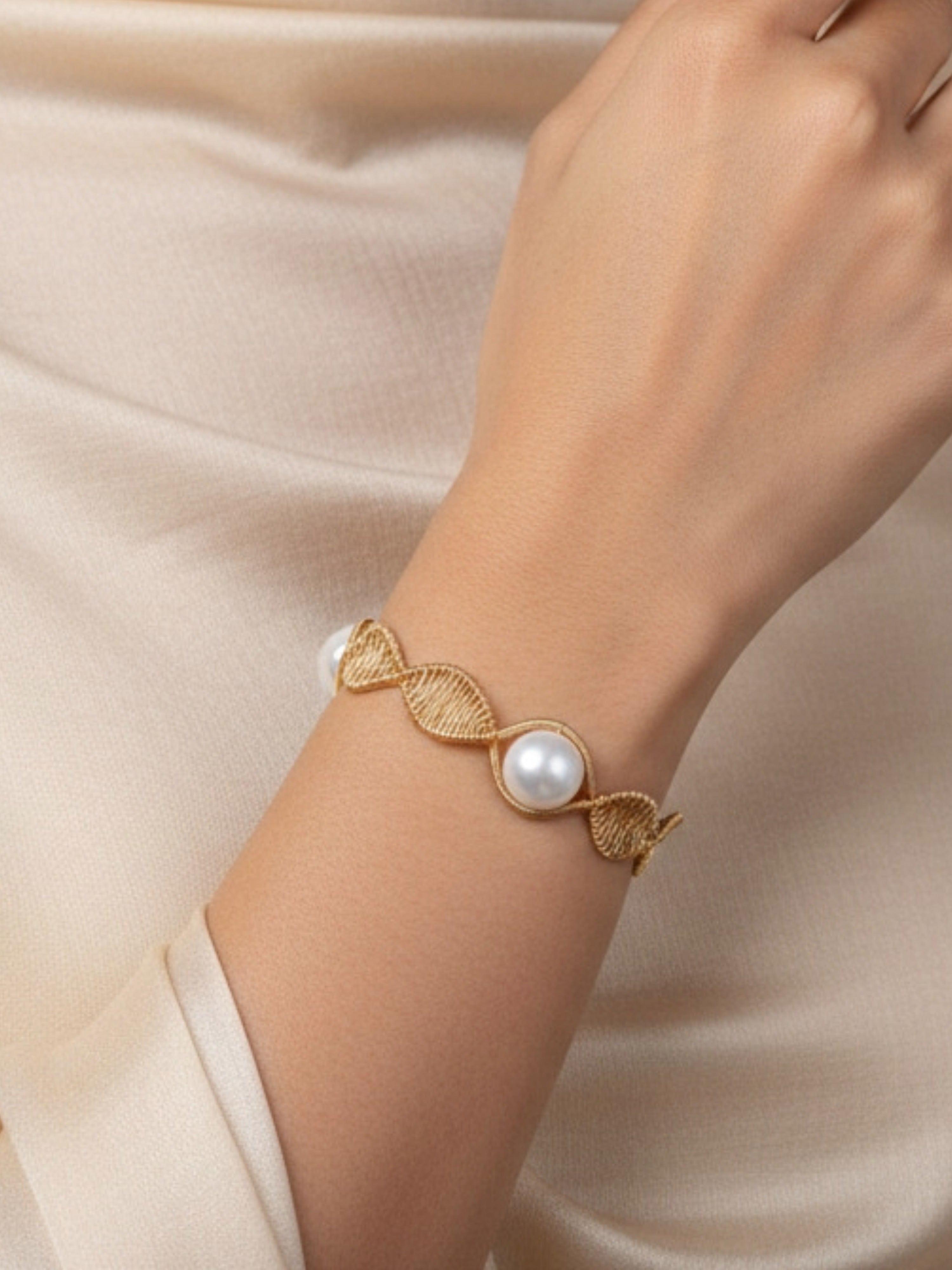 Freshwater Pearl Spiral Design Bracelet | Statement Jewelry