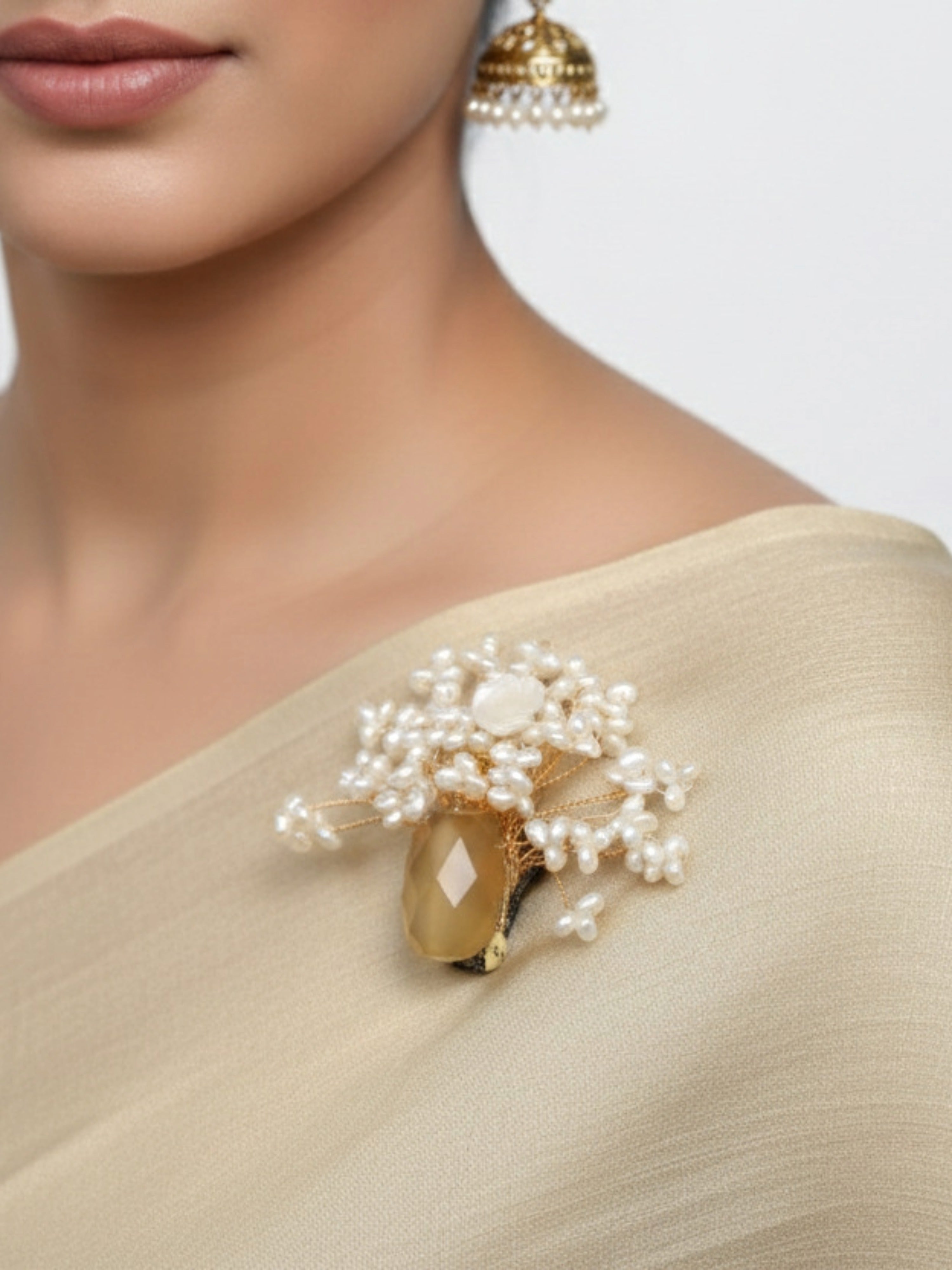 Elegant Statement Jewellery Agate & Pearl Brooch
