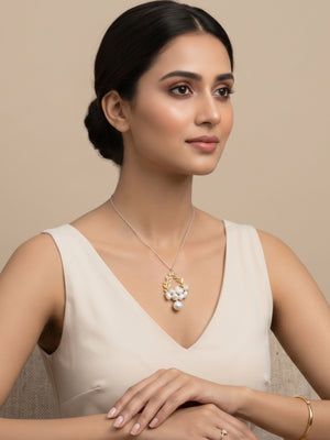 Leafy Pearl Neck Chain | Casual Fashion Jewelry