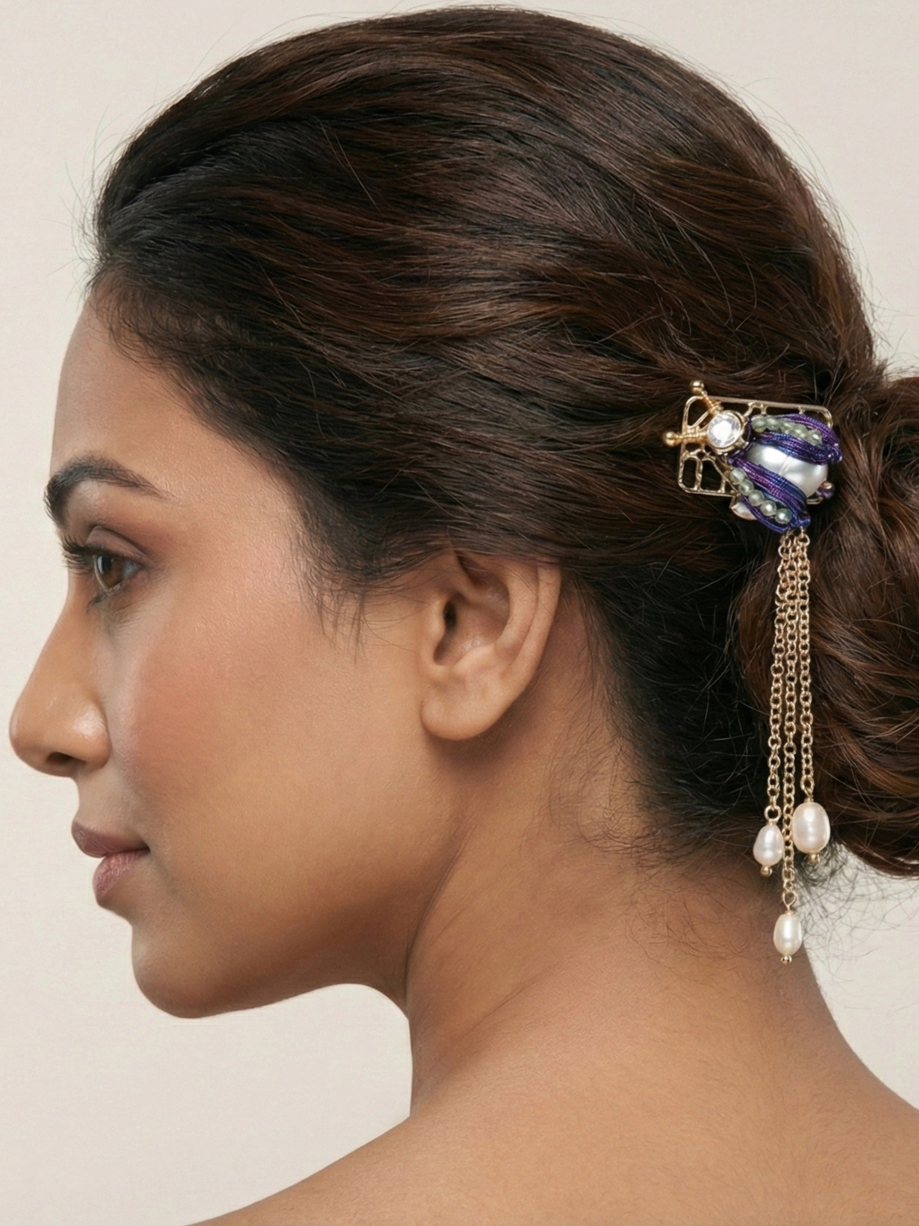 Statement Jewellery Hairstick – Handcrafted Gold Tone Insect Motif Hair Pin
