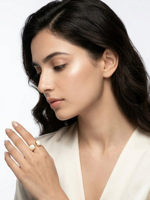 Contemporary White Enamel Ring Statement Jewellery – Sleek Open Style