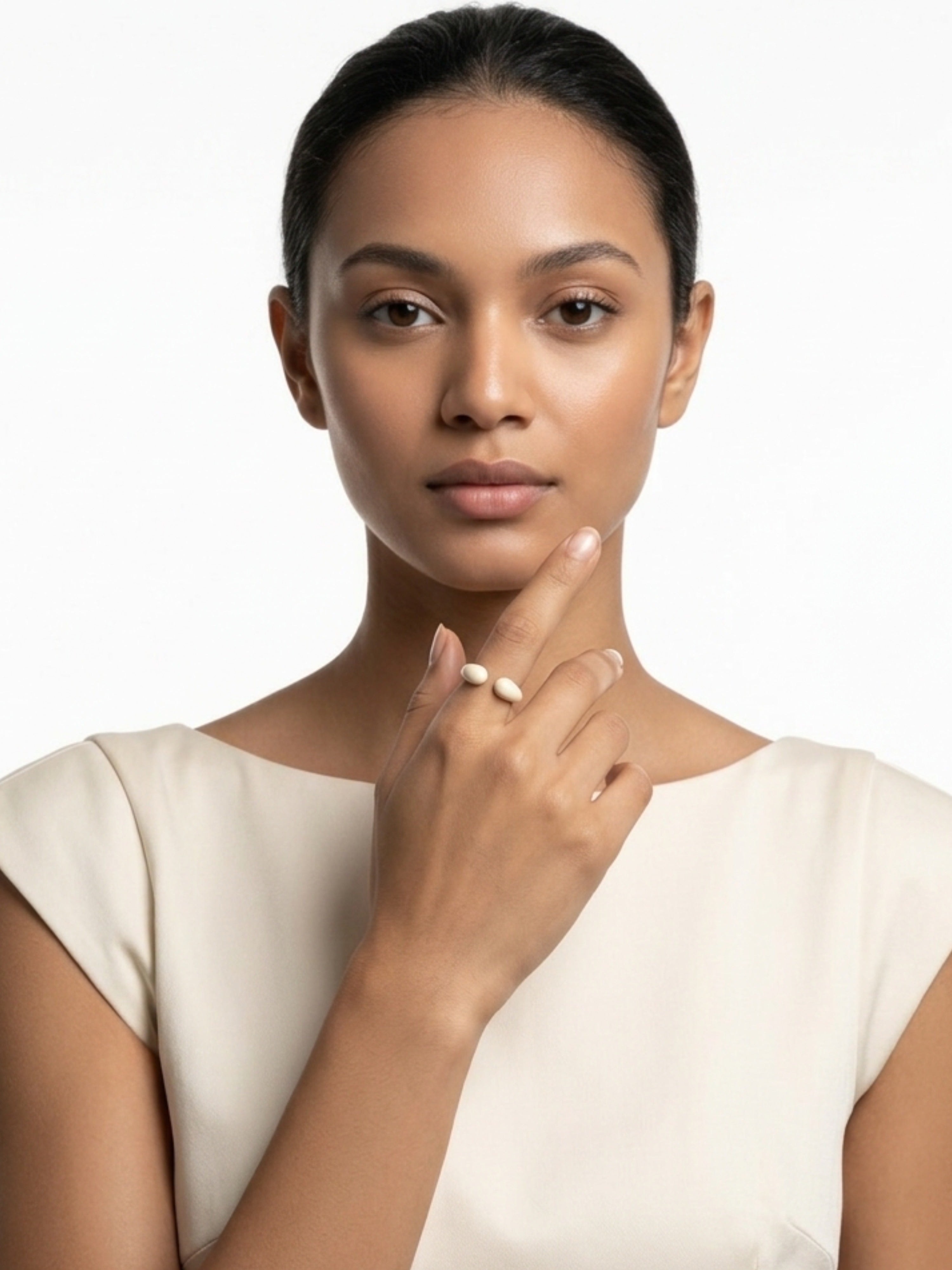 Contemporary White Enamel Ring Statement Jewellery – Sleek Open Style